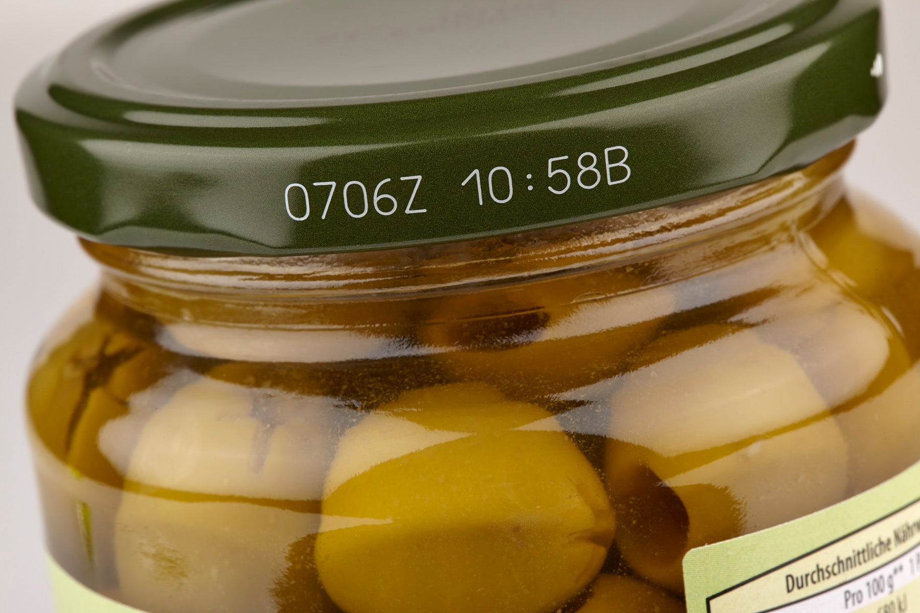 laser printing batch code on metal jar lid
