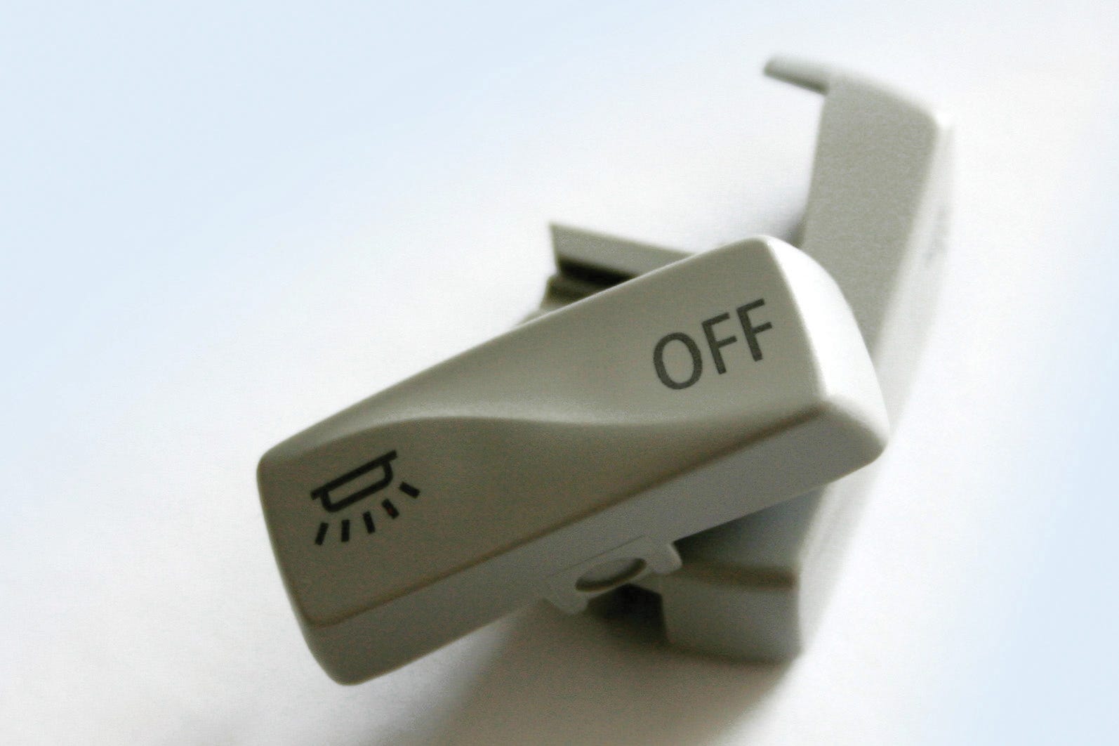 fiber laser engraving on plastic auto parts