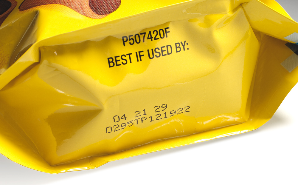 Best before date printer applying expiry date on food packaging